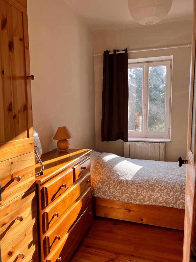"La Petite Maison" Сент-Фуа-ле-Ліон Екстер'єр фото